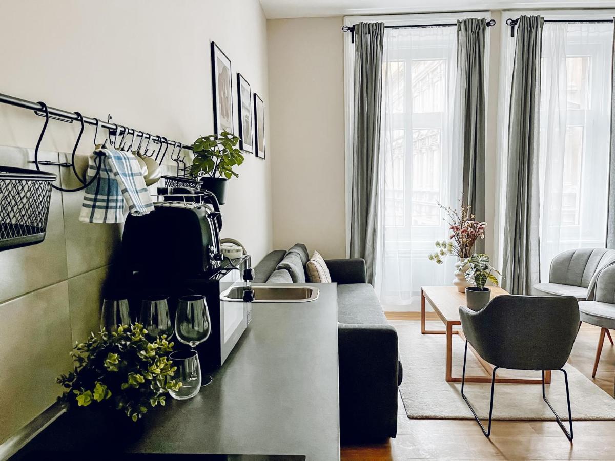 T32 Central Modern Suites Budapeszt Zewnętrze zdjęcie